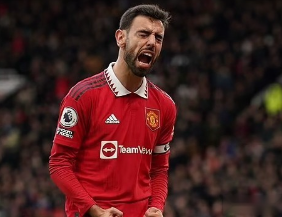 卡里克赛前谈曼联迎战富勒姆：尊重对手，阵容调整与队长赞誉